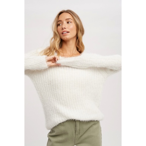 SOLD OUT Ivory Fuzzy Boucle Comfy Soft Pullover Knit Relaxed Fit Casual Sweater - Picture 5 of 8